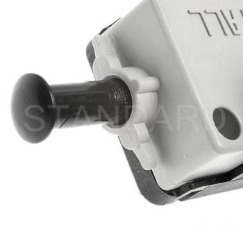 Jeep Cherokee Liberty KJ Brake Light Switch Stop Light Switch Standard 02-07