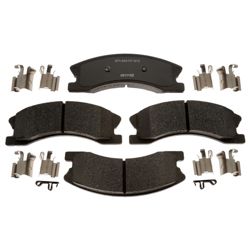 Jeep Grand Cherokee WJ WG R-Line Bremsbeläge Bremsklötze vorne Akebono Raybestos 99-04
