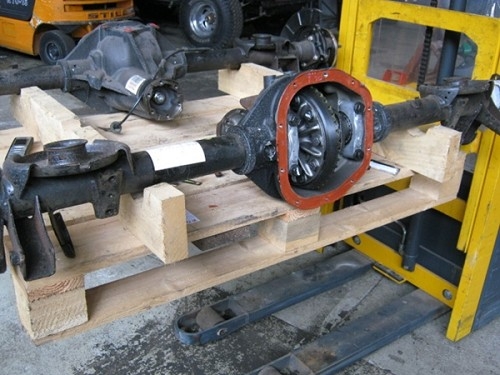 Jeep Grand Cherokee WJ Hinterachse Achse Dana 44 3.91  Neu Original Mopar 99-04
